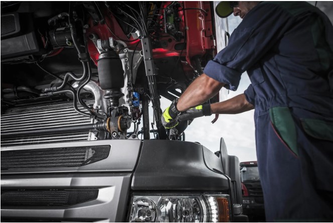 Essential Tools for Mechanics: Mechanics Creeper and DeWalt Mechanics Tool Set